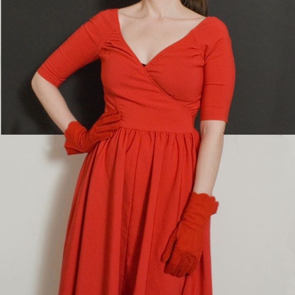 VTG 50’s Holiday Red Cotton Gloves White Stitching Size 7 - Picture 2 of 11